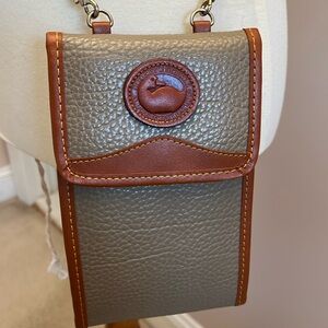 Dooney & Bourke leather crossbody purse/wallter